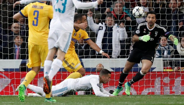 Con polémica arbitral, Real Madrid está en semifinales de “Champions”