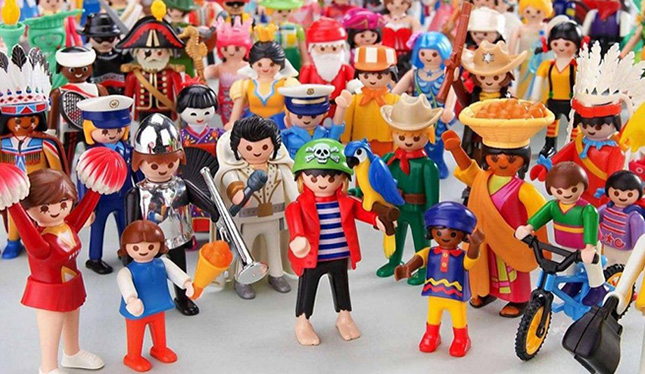 Coleccionistas comparten exposición para los amantes del Playmobil