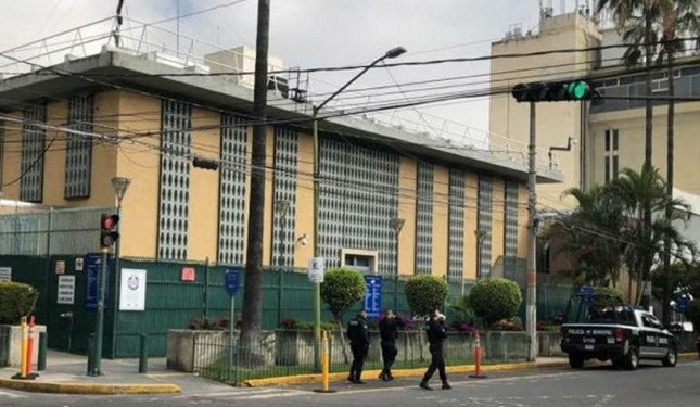 EXPLOTAN GRANADAS EN EL CONSULADO DE E.U. EN GUADALAJARA