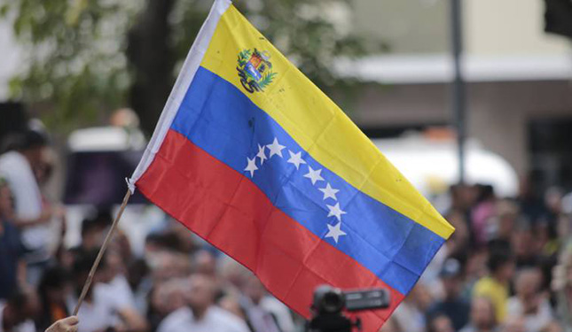 PAÍSES EUROPEOS EMPLAZAN A MADURO A CONVOCAR A ELECCIONES EN VENEZUELA
