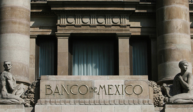 Banco de México recibe reconocimiento internacional