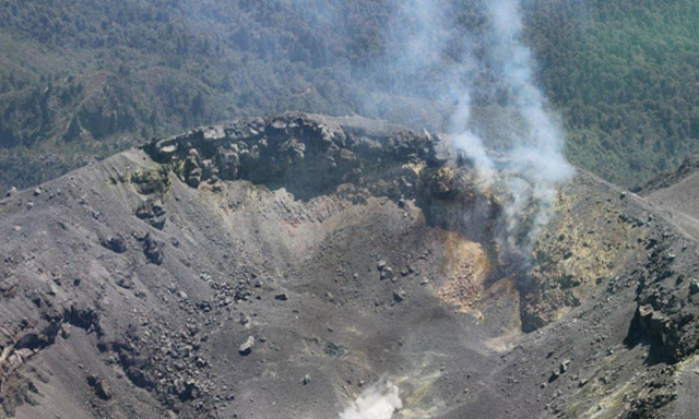 Mantienen vigilancia en Jalisco por actividad del Volcán de Colima