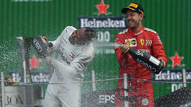 Hamilton ganó y expuso las debilidades de Ferrari en México