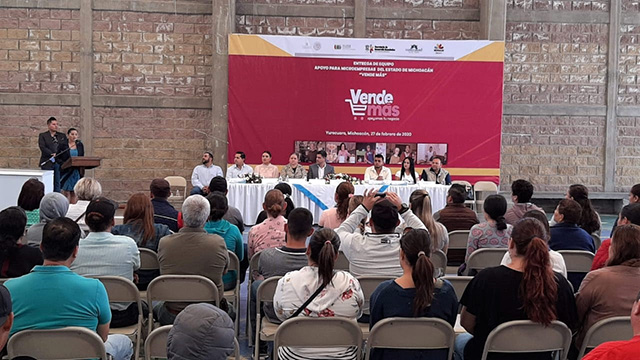 SEDECO entrega apoyos a 20 emprendedores de Yurécuaro