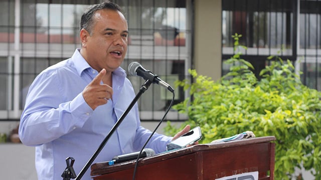 Alcalde de Ecuandureo pide a legisladores no desaparecer fideicomisos