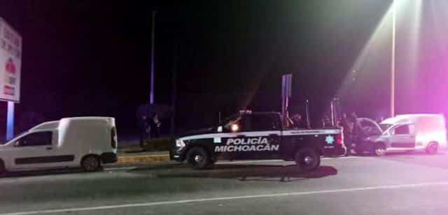 Recuperan en Ecuandureo 2 autos robados