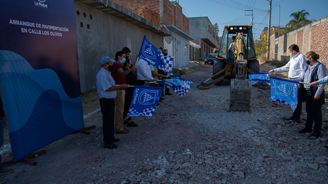 Inicia pavimentación de calle Los Olivos en La Piedad