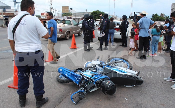 Otro choque entre moto y auto en Santa Ana Pacueco