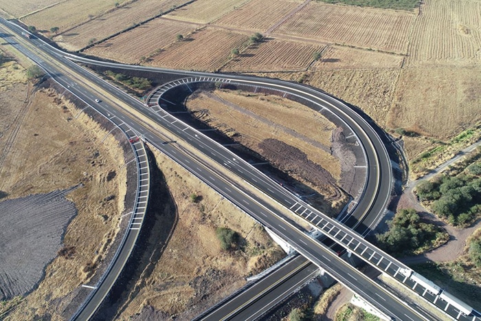 Más de 2,500 vehículos al día transitan en la Autopista Zamora-Ecuandureo