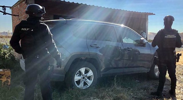 Asegura Guardia Nacional en Churintzio 3 vehículos robados de nodriza