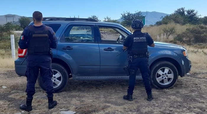 Asegura Policía Michoacán en La Piedad camioneta relacionada con feminicidio