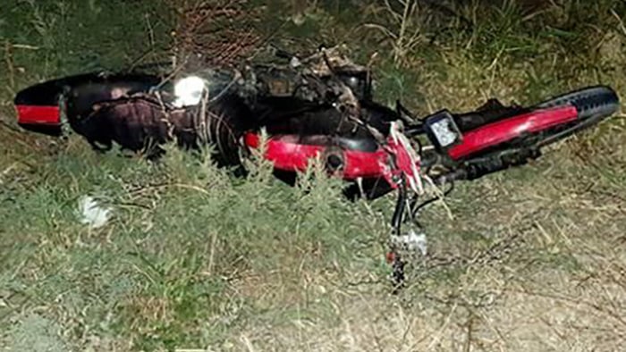 5 motociclistas lesionados tras ser arrollados por auto en Ecuandureo