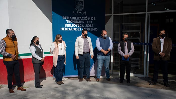 Entrega municipio obra en Biblioteca “José Hernández” de La Piedad