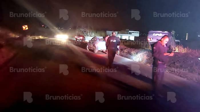 Conductor sufre volcadura en el Martí – Mercado de La Piedad