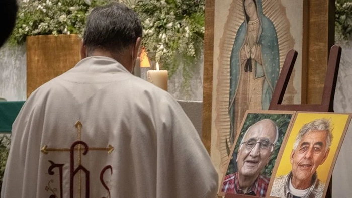 Recuperan cuerpos de los jesuitas y el guía de turistas asesinados en Chihuahua