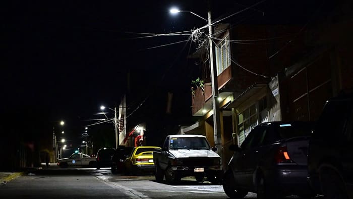 Colocan 100 luminarias en La Providencia y Nueva Lázaro Cárdenas, La Piedad