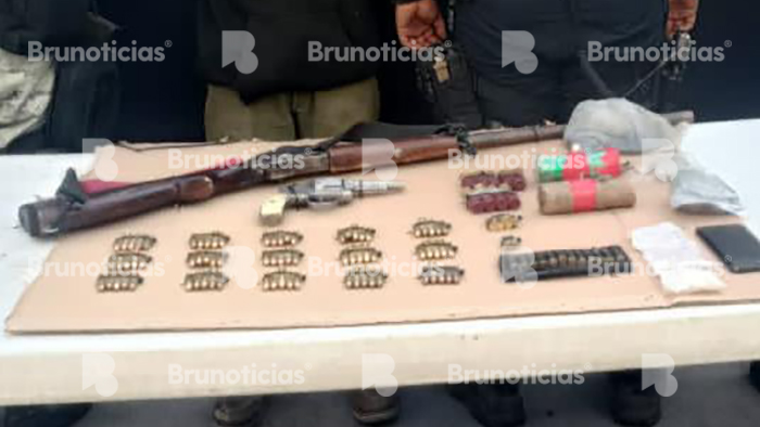 Capturan en Puruándiro a sujeto con explosivos, armas y droga