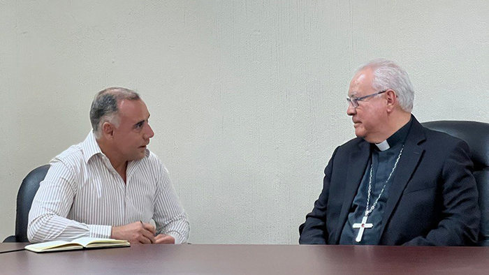 Secretario de Asistencia Social se reúne con Cardenal de Guadalajara 