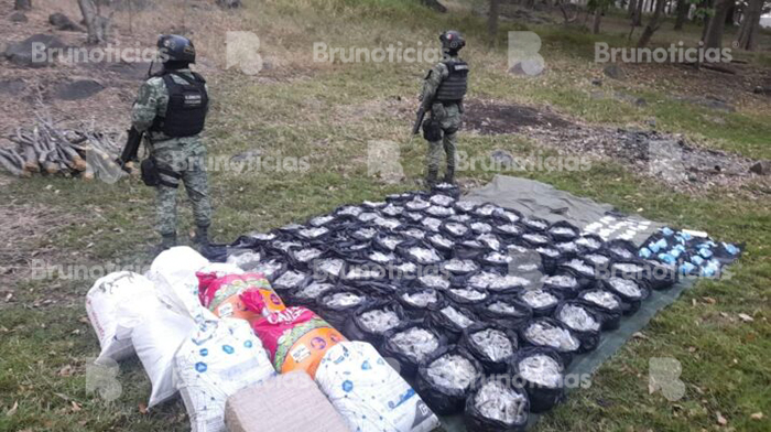 Asegura Ejército 80 kilos de marihuana y 4 mil dosis de cristal en Tanhuato