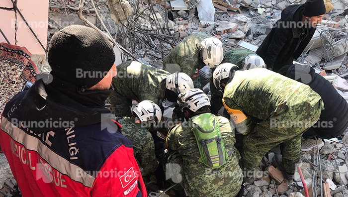 Ejército informa sobre el despliegue de ayuda humanitaria por terremotos en Turquía