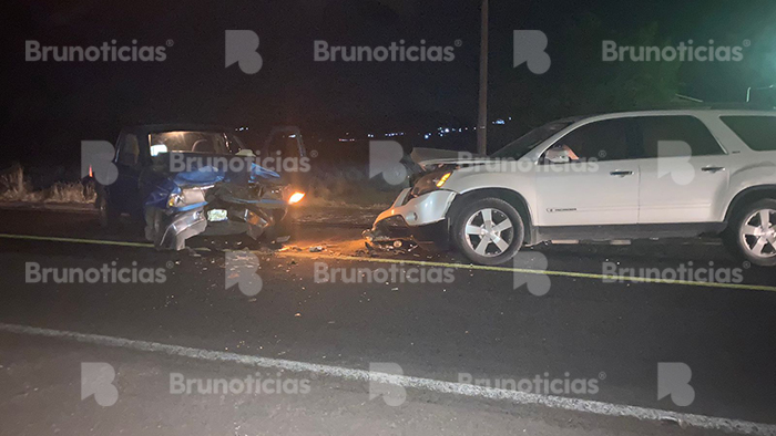 Choque frontal de pickup y SUV cerca de La Uva, Pénjamo deja 4 lesionados