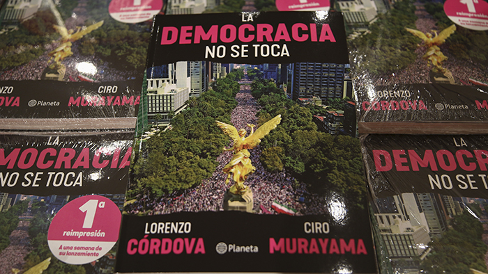 Democracia Lorenzo Córdova