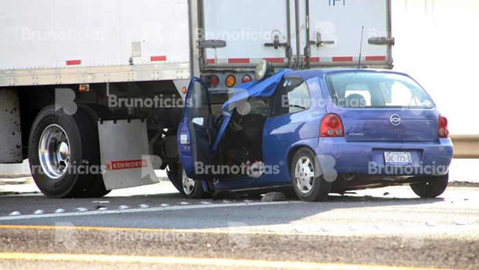 Carambola de 6 vehículos en carretera Pénjamo – La Piedad frente a Churipitzeo deja 4 lesionados