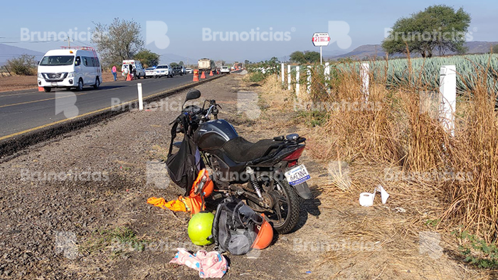 1 Motociclista lesionado tras percance en la carretera La Piedad – Ecuandureo cerca de Los Guajes