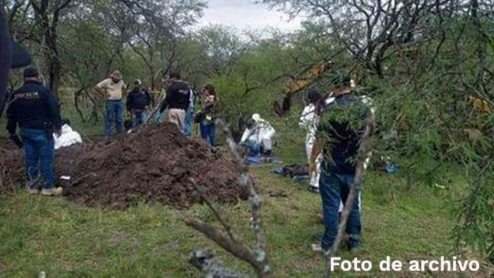 Encuentran en Puruándiro fosa con cuerpo de 1 persona y restos calcinados de 4
