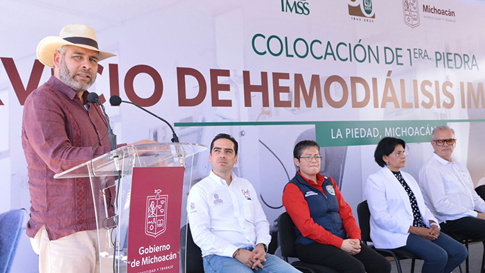 Habrá Unidad de Hemodiálisis en IMSS La Piedad; colocaron 1era piedra