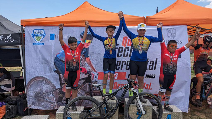 Equipo de La Piedad LICIP se lleva el 1er lugar en competencia de ciclismo de Arandas