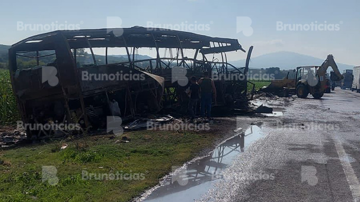 Identifican a las 6 víctimas mortales de la colisión en Yurécuaro; 2 eran menores