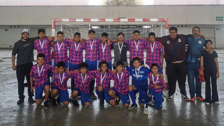 Equipo de balonmano Sub-13 de Pénjamo campeón de Guanajuato