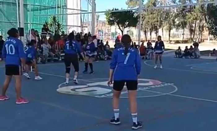 El equipo de la cabecera municipal de Pénjamo campeón en la liga local de voleibol femenil