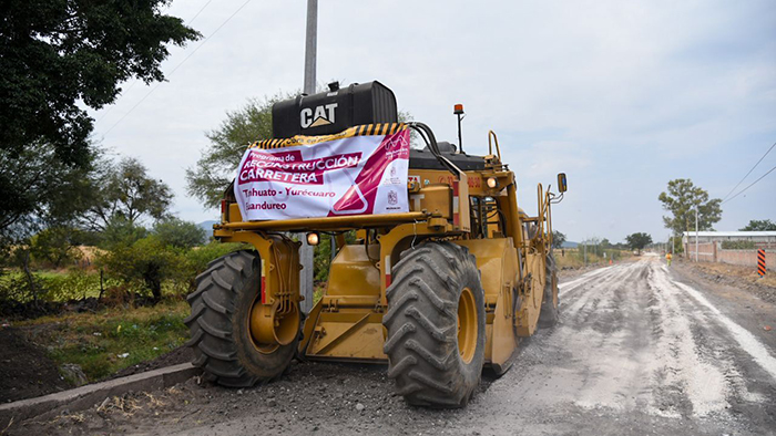 Inicia arreglo de camino Tanhuato-Yurécuaro-Ecuandureo