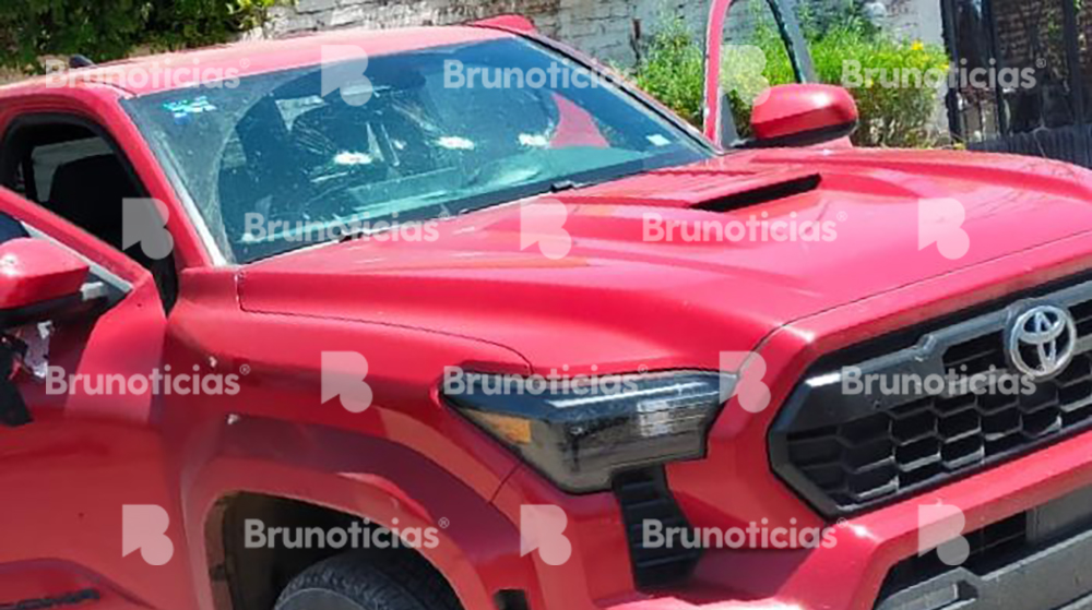 Aseguran 2 vehículos tras persecución y tiroteo; inició en Zináparo y terminó en Taquiscuareo, La Piedad