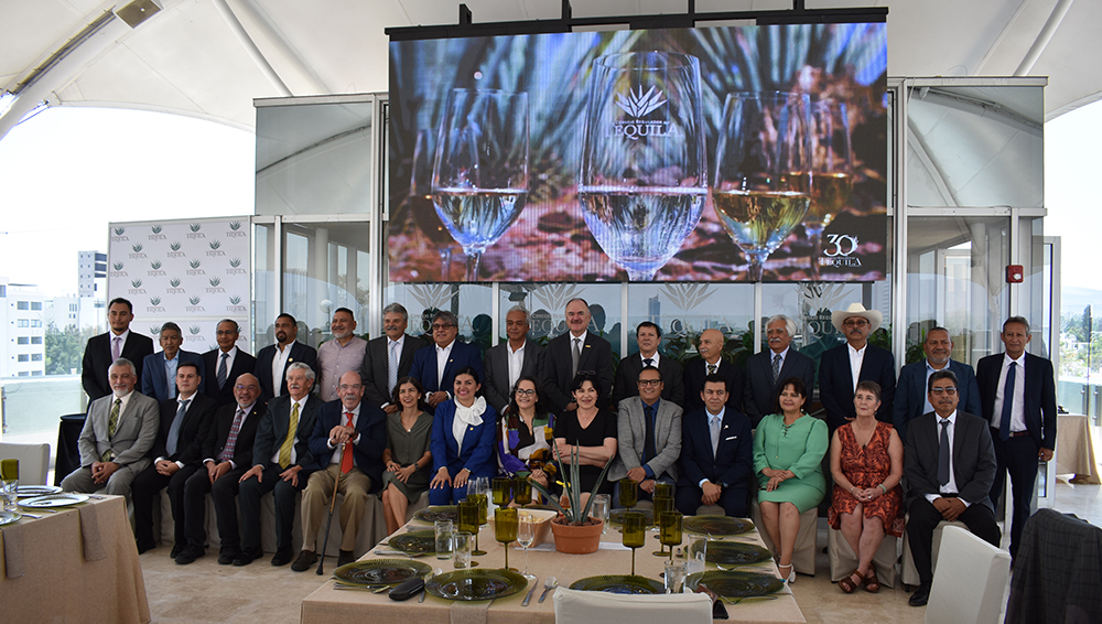 Consejo Regulador del Tequila premia las aportaciones científicas y tecnológicas a la agroindustria tequilera