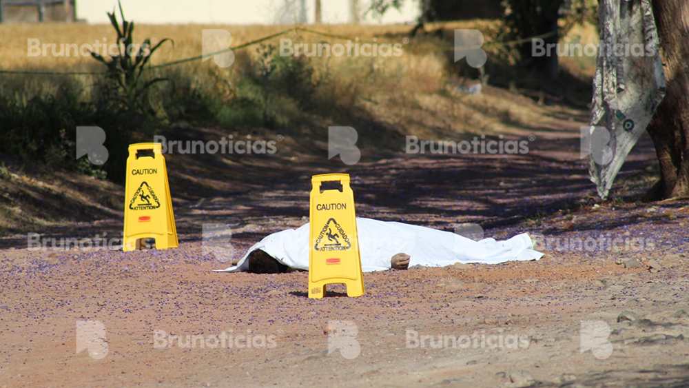 Muere trailero afuera de Centro de Salud Santa Ana Pacueco, Pénjamo