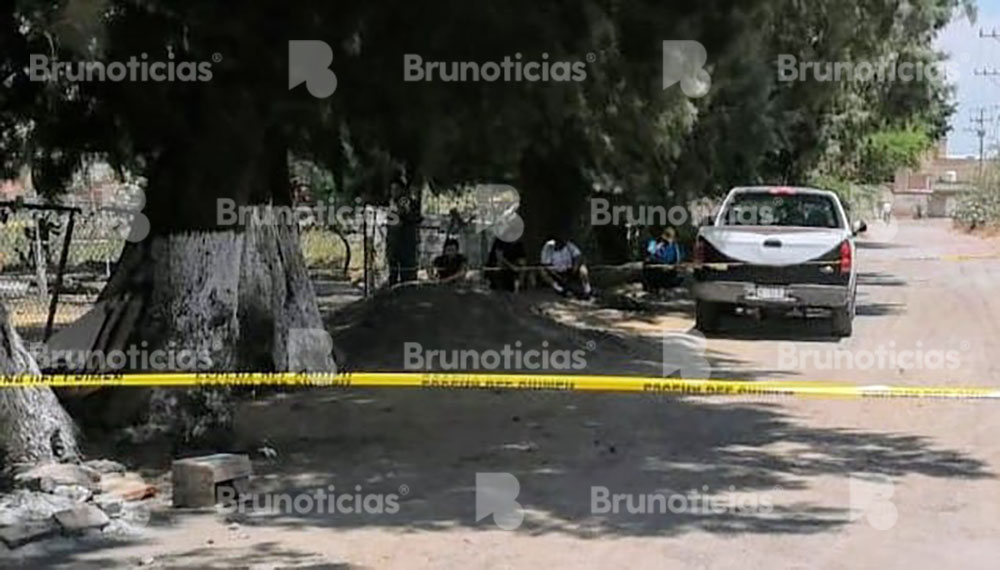 Fallece hombre junto al campo de futbol en Rio Grande, La Piedad